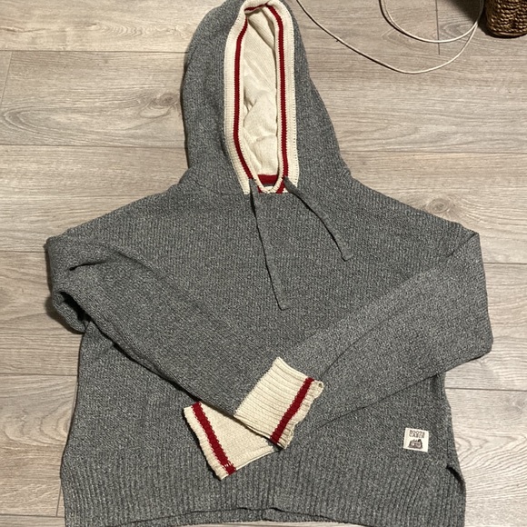 Roots Cabin Sweater - Picture 3 of 4